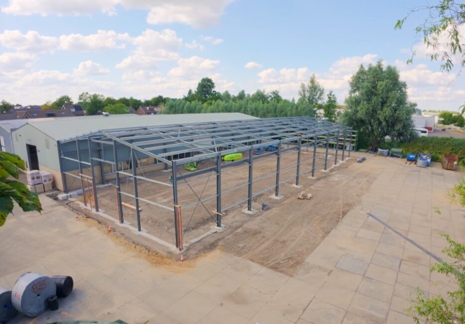 Staalconstructie en wanden
